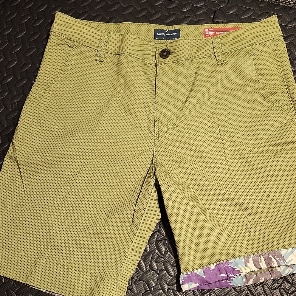 Daniel Hechter Men's Green Shorts with Floral Trim Size 38